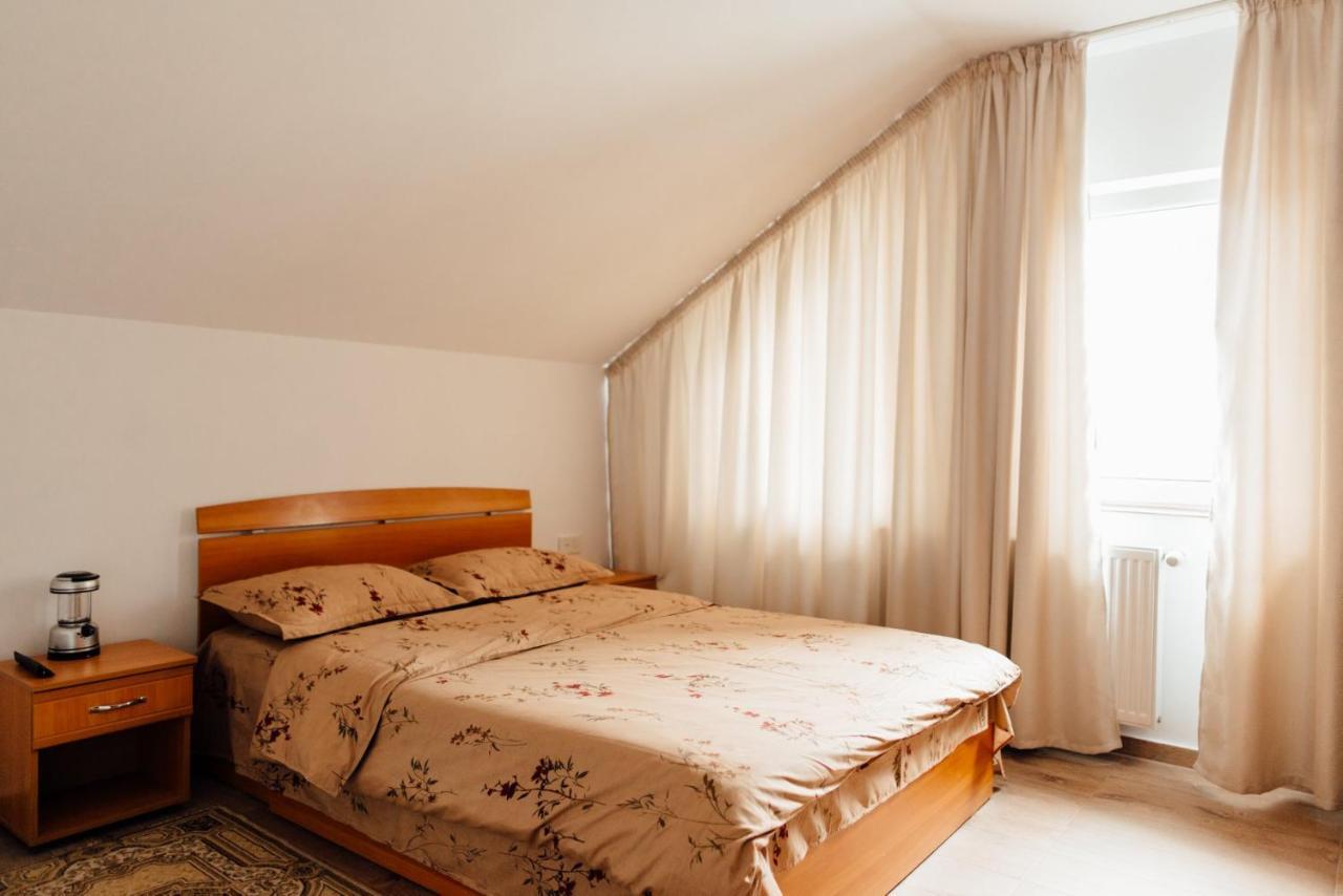 Autentic Adorabil Apartment Albestii Paminteni Exteriér fotografie