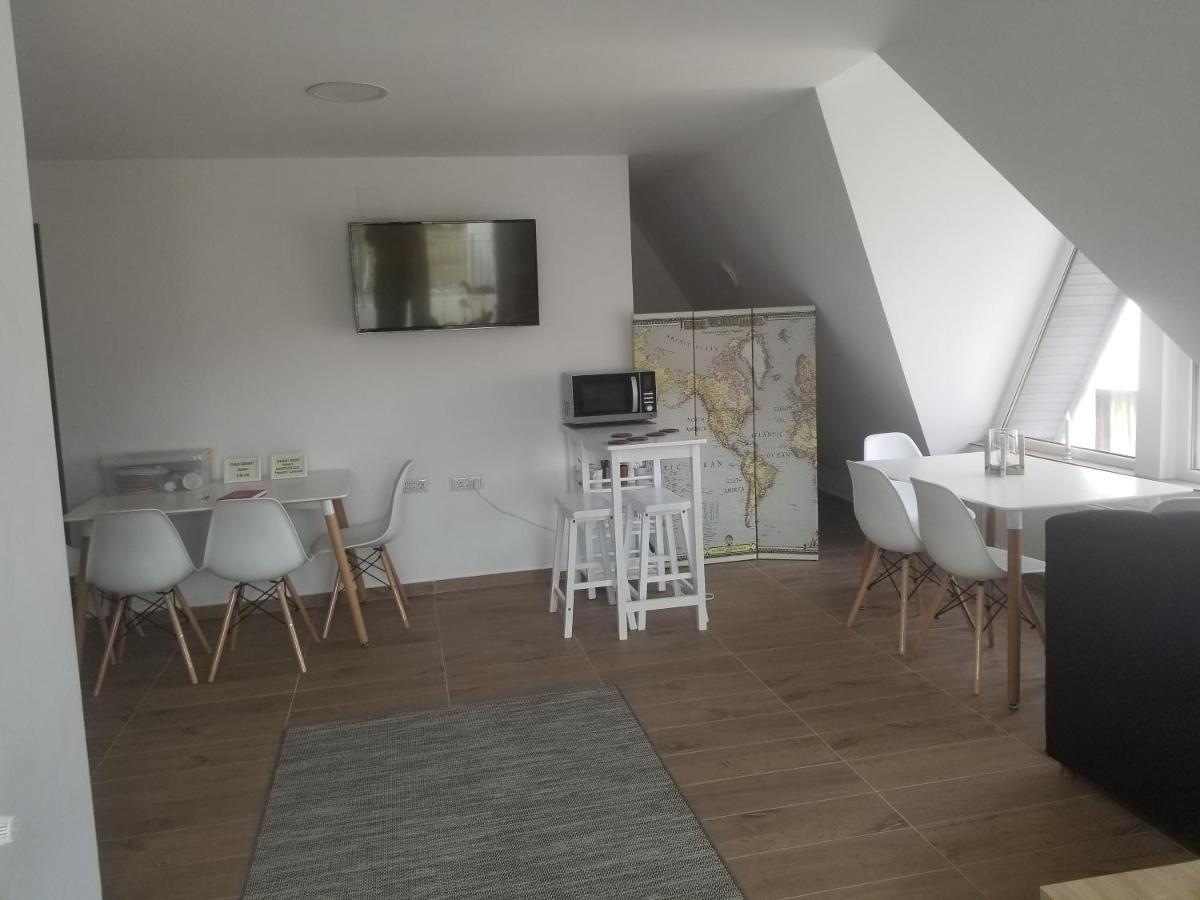 Autentic Adorabil Apartment Albestii Paminteni Exteriér fotografie
